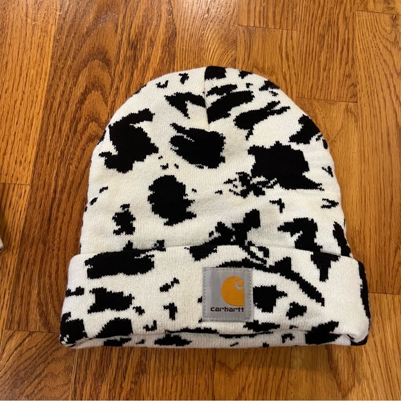 Carhartt Black and White Beanie Set - Picture 7 of 9